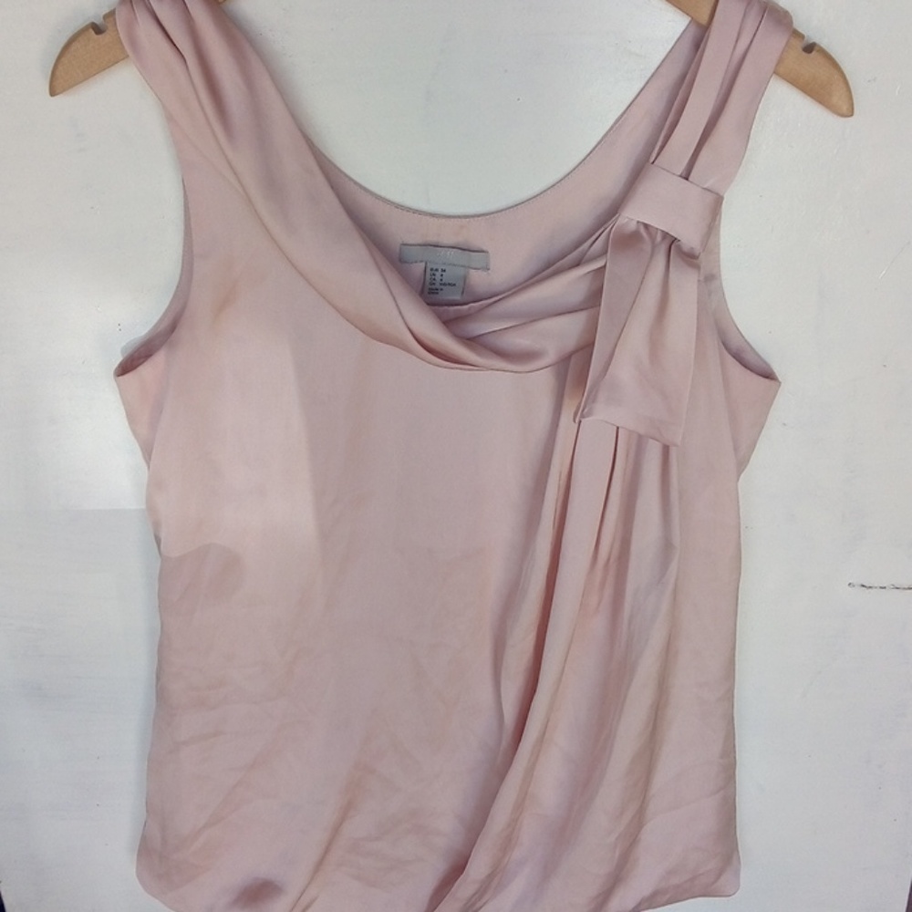 🌻H&M Sleeveless Pink Bubbly Bottom Top Blouse
